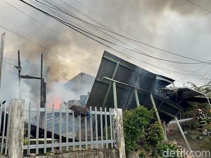 7 Rumah Padat Penduduk di Jambi Ludes Terbakar, Diduga Korsleting Listrik