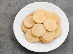 Wajib Ada! 5 Kue Klasik Lebaran yang Bikin Tamu Betah