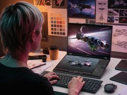 Lenovo Pamer Laptop 3D Tanpa Kacamata & Konsol Lipat Futuristik