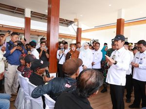 Menteri KKP Tambah Fasilitas SPBN-Bantuan Kapal untuk Nelayan Banyuwangi
