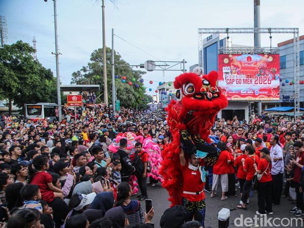 Meriahnya Perayaan Cap Go Meh di Bekasi