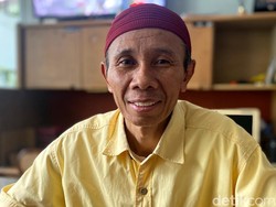 Kisah Marbut Masjid Al-Lathiif Berhasil Sarjanakan 2 Anak