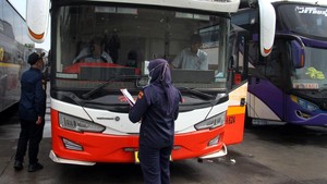 Jelang Arus Mudik, Kelayakan Armada Bus di Arjosari Dicek Ketat