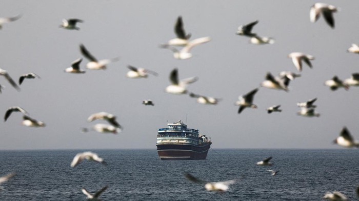 Iran Tawarkan Akses Selat Hormuz Jika Negara Usir Duta AS-Israel