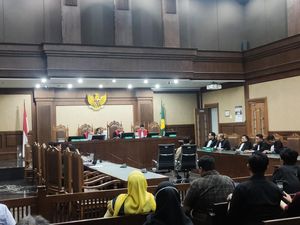 Tian Bahtiar Divonis Bebas di Kasus Perintangan Penyidikan 3 Perkara Korupsi
