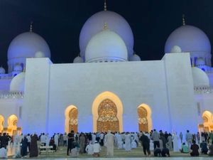Ramadan di Abu Dhabi Tetap Tenang di Tengah Kesiapsiagaan