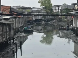 DPRD Surabaya Minta Penandaan Pelebaran Sungai Kalianak Ditunda