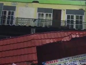 Angin Kencang Landa Palabuhanratu, Warga Was-was Atap Terbang