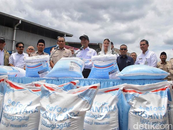 2.280 Ton Beras RI Diekspor ke Arab Saudi untuk Jamaah Haji