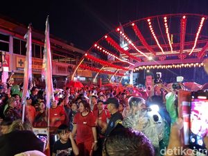 Hujan Tak Surutkan Kemeriahan! Fadli Zon dan Dedi Mulyadi Hadiri Cap Go Meh Bogor