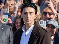 Video: Jisoo-Rose BLACKPINK hingga Hyunjin Stray Kids di Paris Fashion Week