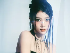 7 Idol KPop Non Korea yang Jadi Visual Grupnya, Cantiknya Kelewatan