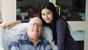 Kabar Duka dari Josephine Firmstone