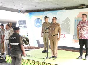Video: Satpol PP Bareng Anggota DPRD DKI Razia Pak Ogah Jelang Lebaran