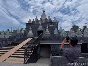 Arsitektur Masjid di Purbalingga Ini Berbentuk Candi, Ternyata Sarat Makna