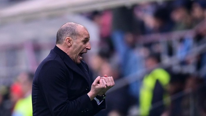 Soccer Football - Serie A - Cremonese v AC Milan - Stadio Giovanni Zini, Cremona, Italy - March 1, 2026 AC Milan coach Massimiliano Allegri REUTERS/Daniele Mascolo