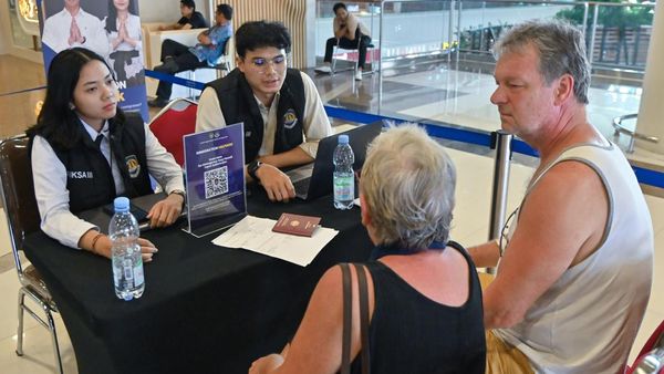 35 Penerbangan Internasional di Bandara Ngurah Rai Batal, Ribuan Penumpang Terdampak Konflik Timur Tengah