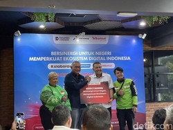 Pertamina Patra Niaga & Telkomsel Bikin Program Beli Paket Data Dapat Voucher BBM buat Ojol