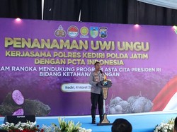 Dukung Asta Cita Presiden, Polres Kediri Tanam 3.000 Bibit Uwi Ungu