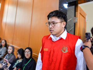 Hakim PN Bandung Tolak Eksepsi Resbob!