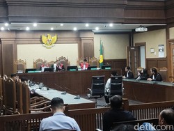 Adhiya Muzzaki Divonis Bebas di Kasus Perintangan 3 Perkara Korupsi