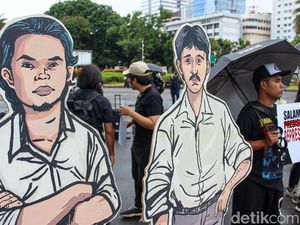 Aksi Kamisan ke-900 di Depan Istana Merdeka, Massa Desak Penuntasan Pelanggaran HAM