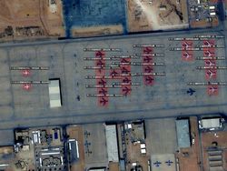 Armada Tempur AS Diintip China, Disebar di Medsos & Dirudal Iran