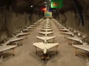 Iran Pamerkan Deretan Drone Shahed-136 yang Repotkan AS