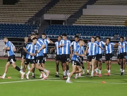 ACGL: Dewa United Bidik Kemenangan di Kandang Manila Digger