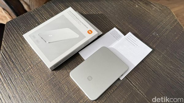 Unboxing Gadget Mungil Terbaru Xiaomi, Ada Power Bank Magnet Super Tipis