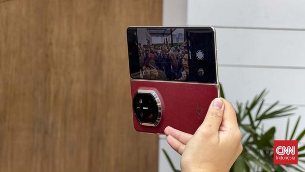 Huawei resmi meluncurkan Huawei Mate X7 di Indonesia pada hari ini, Kamis (5/3
