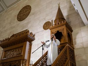 5 Khutbah Jumat tentang Nuzulul Quran Terbaru 2026 Singkat, Padat, dan Jelas