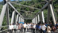 Gubsu Bobby Resmikan Jembatan Aek Sipange di Tapsel: Membangun ke Dalam