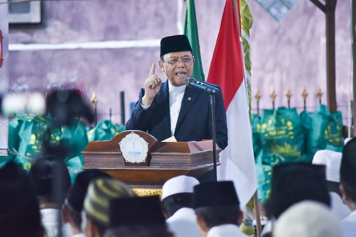 Mardiono Tegaskan UUD 1945 Sebagai Dasar Sikap Konflik Internasional