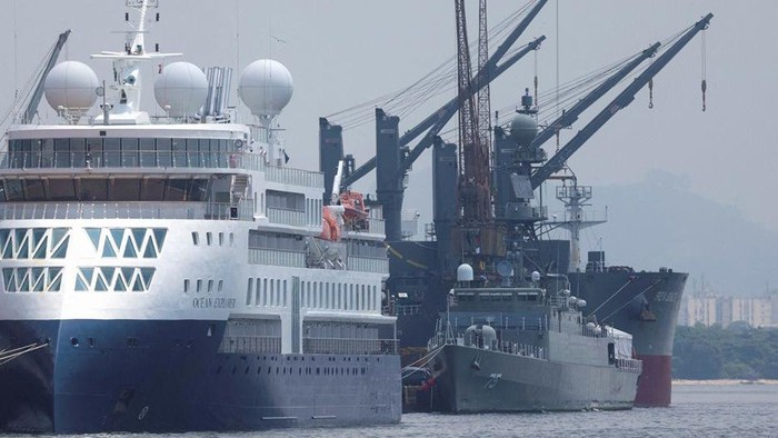 Kapal selam AS klaim menenggelamkan kapal perang Iran di Samudra Hindia