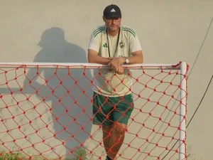 Instagram PSM Makassar Digeruduk Fans Sendiri, #TomasTruchaOut