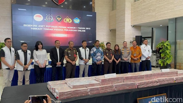 Bareskrim Serahkan Rp58,1 M Jualan Judi Online ke Jaksa, Kemenkeu Apresiasi