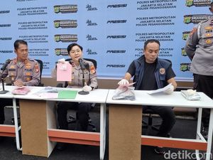 Pelaku Tempel Stiker QR Code Judol di Motor-Warkop Jaksel Ditangkap