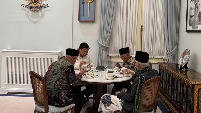 Prabowo Selenggarakan Buk‑puasa Bersama Pimpinan Ormas Islam di Istana Jakarta