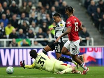 Lammens Sebut Ramsey Diving, Pantas Dikartu Merah