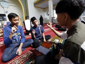 Sekolah Ramadan Inklusif di Gorontalo, Peserta Tuli Belajar Al Quran Isyarat