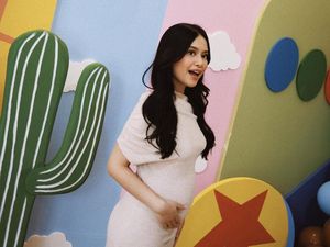 Momen Gender Reveal Kehamilan Hanggini