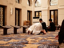 4 Amalan Malam Nuzulul Quran 17 Ramadan 2026 yang Penuh Keistimewaan