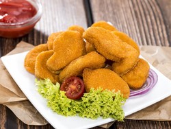 Sosis hingga Nugget Termasuk UPF, Ini Bahaya yang Lagi Ramai Dibahas!