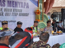 Kakorlantas Polri Hadiri Kegiatan Polantas Menyapa di Gianyar