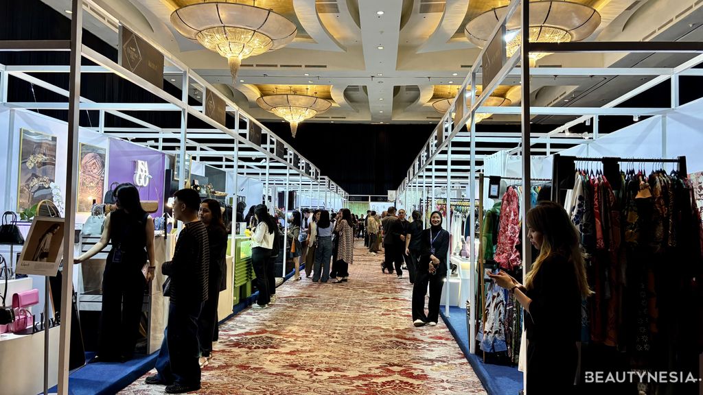 Bank Mandiri memperkuat komitmennya untuk mendukung pertumbuhan industri kreatif nasional dengan menggelar Livin' Fest Heritage Raya 2026.