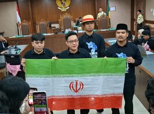 Hakim Ingatkan Pengunjung Sidang Vonis Delpedro Dkk Tak Bikin Kegaduhan