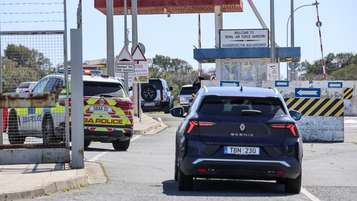 Pesawat Militer Inggris Dekat RAF Akrotiri Setelah Serangan Drone