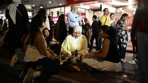 Usai Adzan Maghrib, Lakemba Sydney Ramai oleh Warga yang Berbuka Puasa