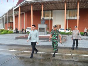 Kunjungi Tuban, Wapres Gibran Tinjau Proyek Industri hingga Pasar Rakyat